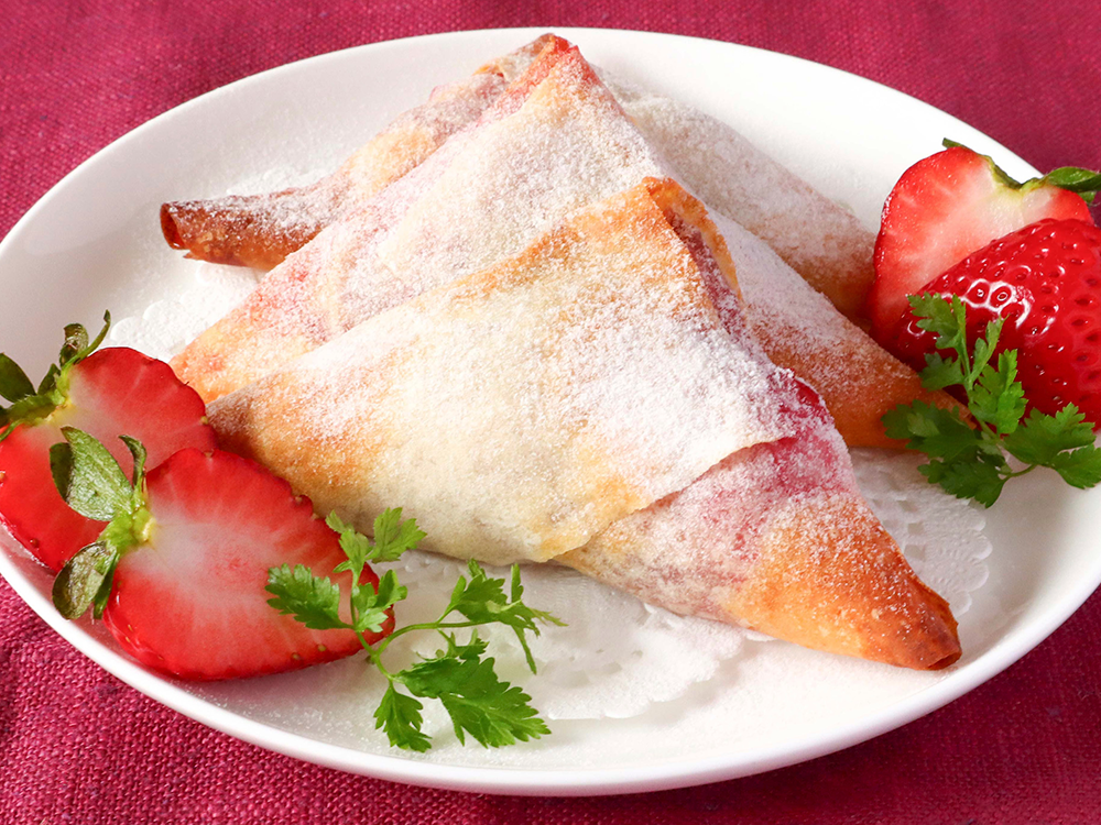 いちごの三角チョコパイ